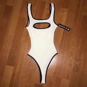 Fashion Nova white & black body suite